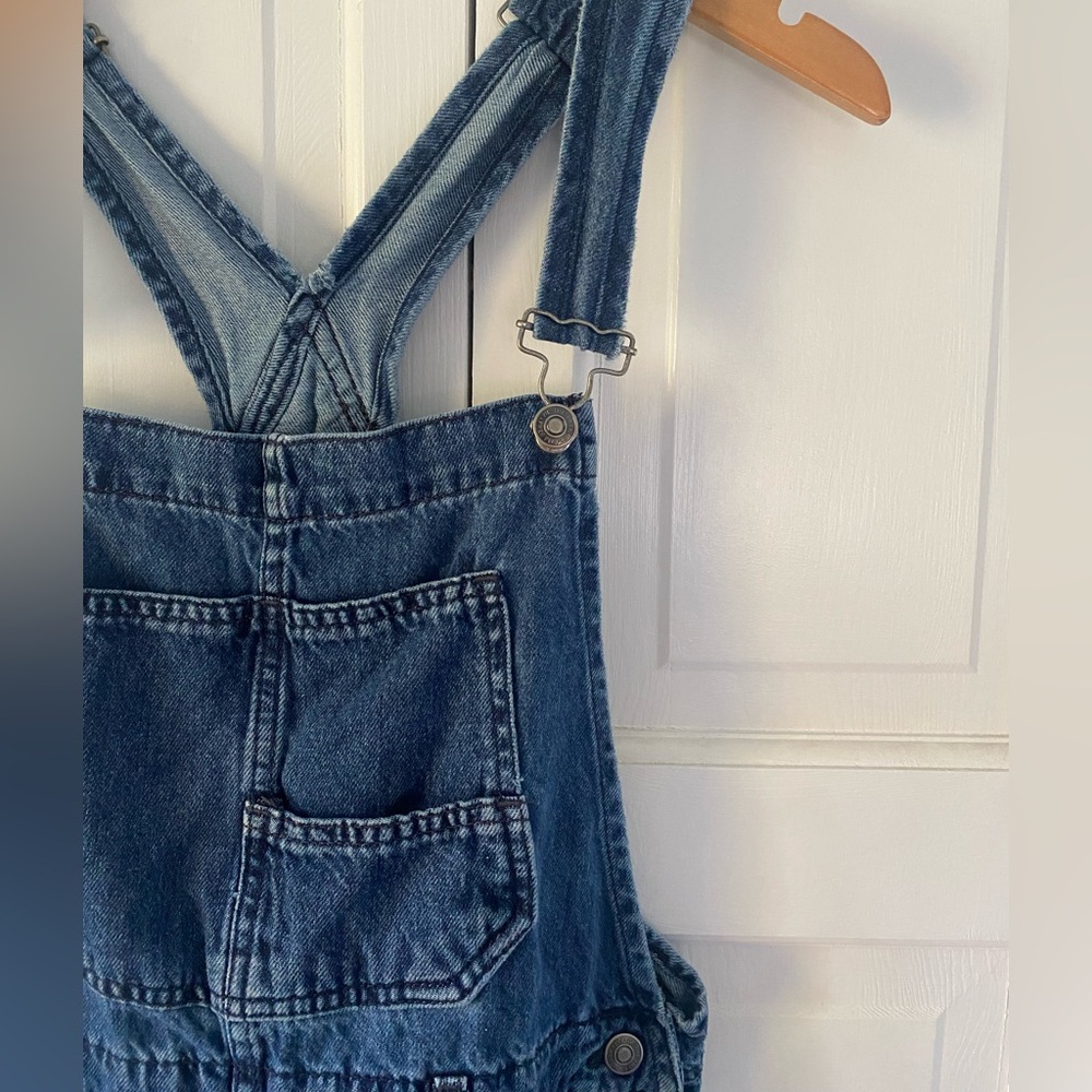 FREE PEOPLE • WE THE FREE •Denim ziggy Shortalls• SIZE Medium - Picture 2 of 7